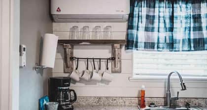 Lake Texoma Room with Kitchenette