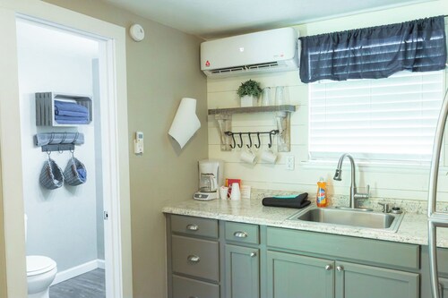 Lake Texoma Quad-plex - Kitchenette