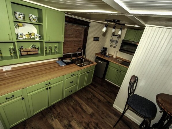 Microondas y cafetera o tetera