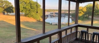 Lake Texoma Captains Quarters