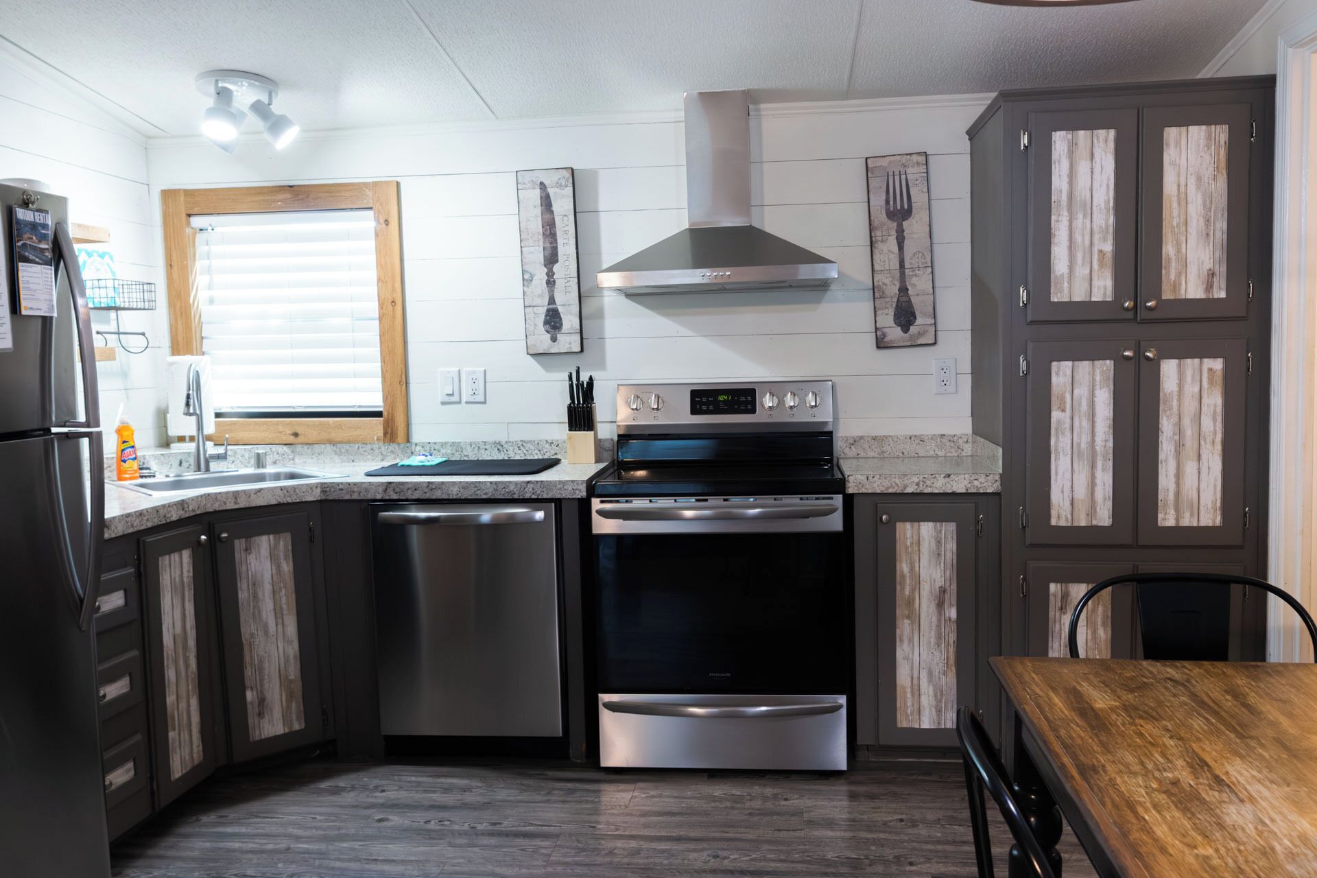 Fridge, microwave, coffee/tea maker