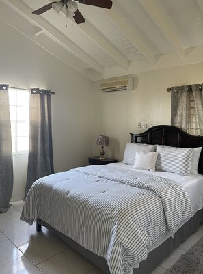 2 bedrooms, bed sheets