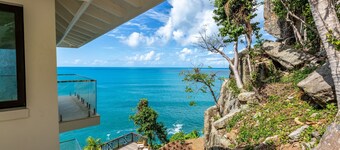 Mini Cooper - The Cooper Bay Villas