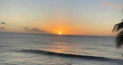 Very Clean 2 Bedroom Ocean View Apartment in Gouyave, Grenada