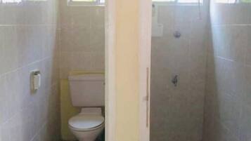 Handtücher, Seife, Toilettenpapier