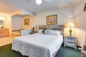1 bedroom, Internet, bed sheets - Shared Hot Tub Access! Gem 4 Mi to Dtwn Caseville (Pigeon)