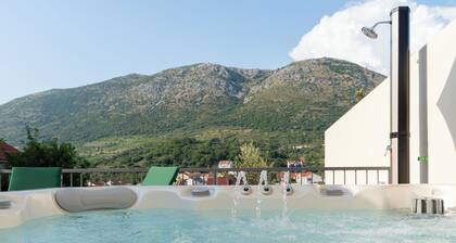 90m2 Beautiful family apartment with sea view