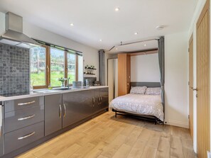 1 bedroom, free WiFi, bed sheets, wheelchair access