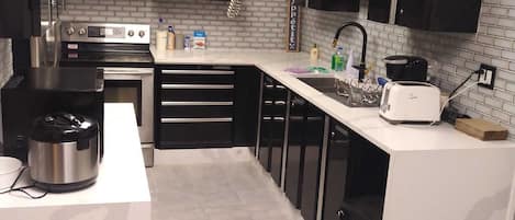Chambre Confort, accessible aux personnes à mobilité réduite, non-fumeur | Cuisine partagée