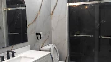 Habitació Comfort, accessible, no fumadors | Bany compartit
