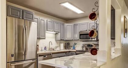 Spacious Lakeview Heavenly Mountain Family Escape
