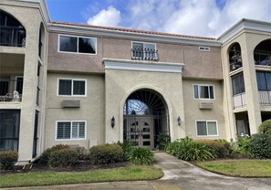 Exterior - ⛳ Quite and Convenient condominium in the 55+ community, 10 min to Laguna beach (Laguna Woods)