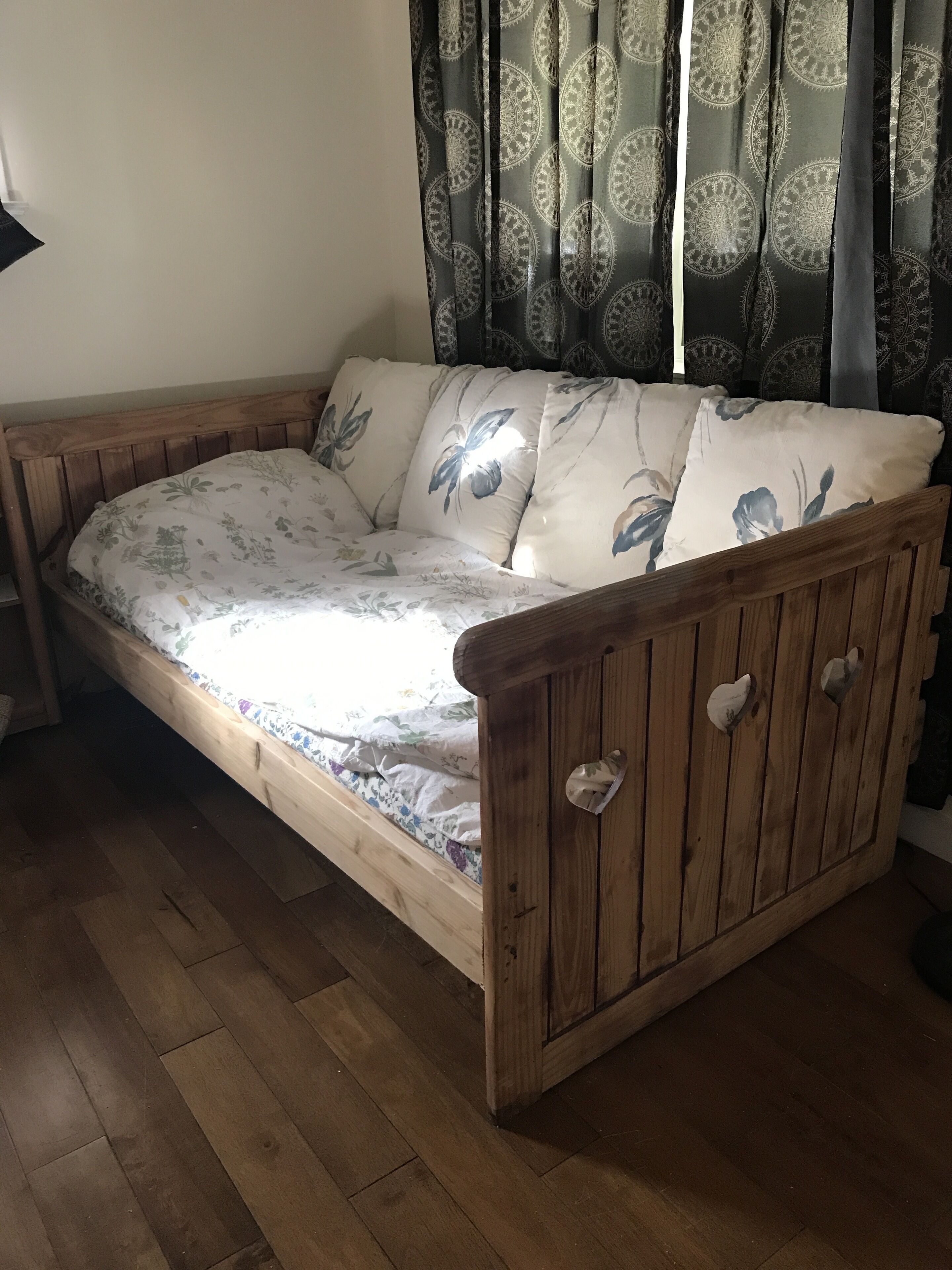 Ski & bike in comfort & convenience on Kellogg’s sunny side