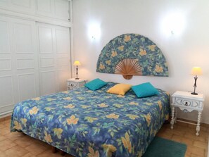 Room - Vilas Marrocha (Lagoa)