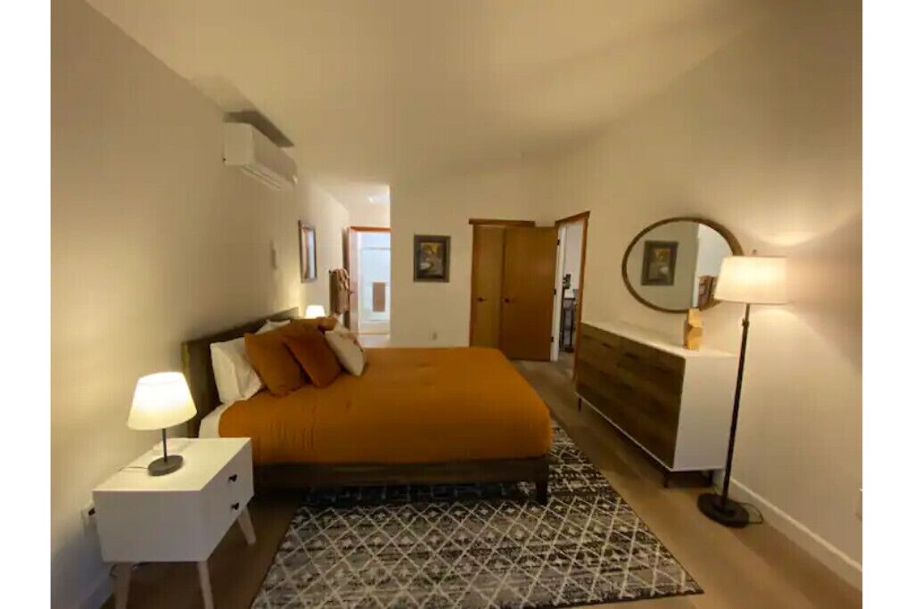 2 story tree level living, en route to Yosemite