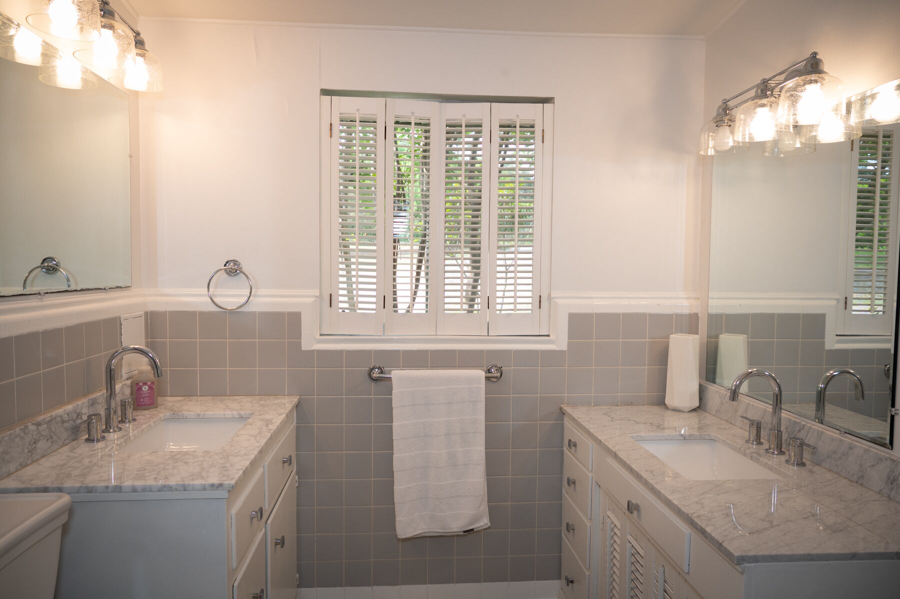 Inks Lake Open Water and Pet friendly home