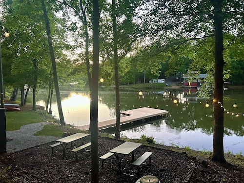 The Green Heron Cottage is close to Auburn, AL, Columbus, GA & Pine Mountain, GA