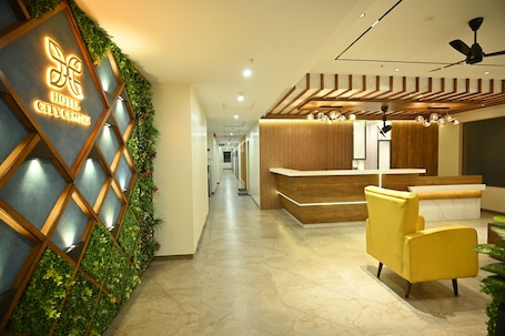 Lobby lounge. Hotel City Centre Latur