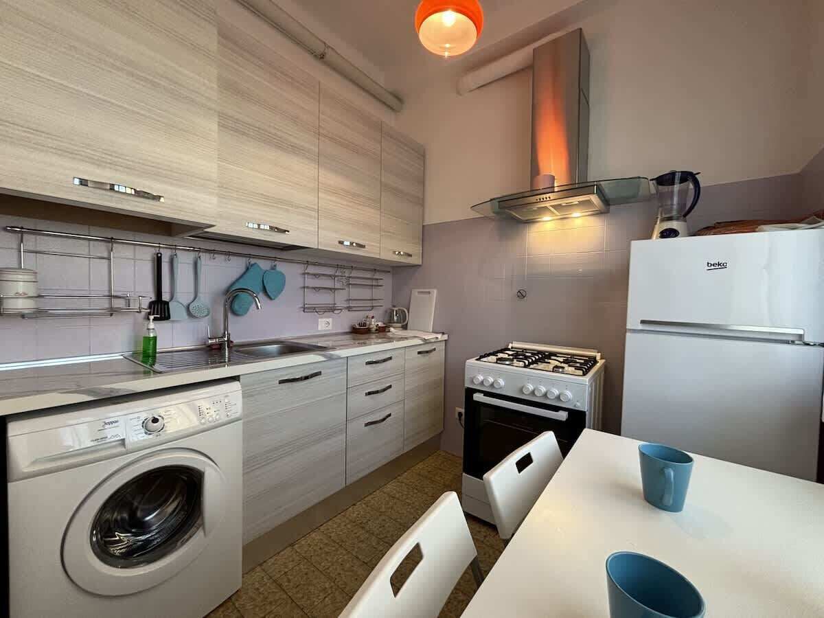 Refrigerador, horno, placa de cocina, tostadora