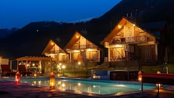 Piscina a l'aire lliure