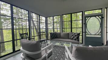 Smart TV, fireplace, offices