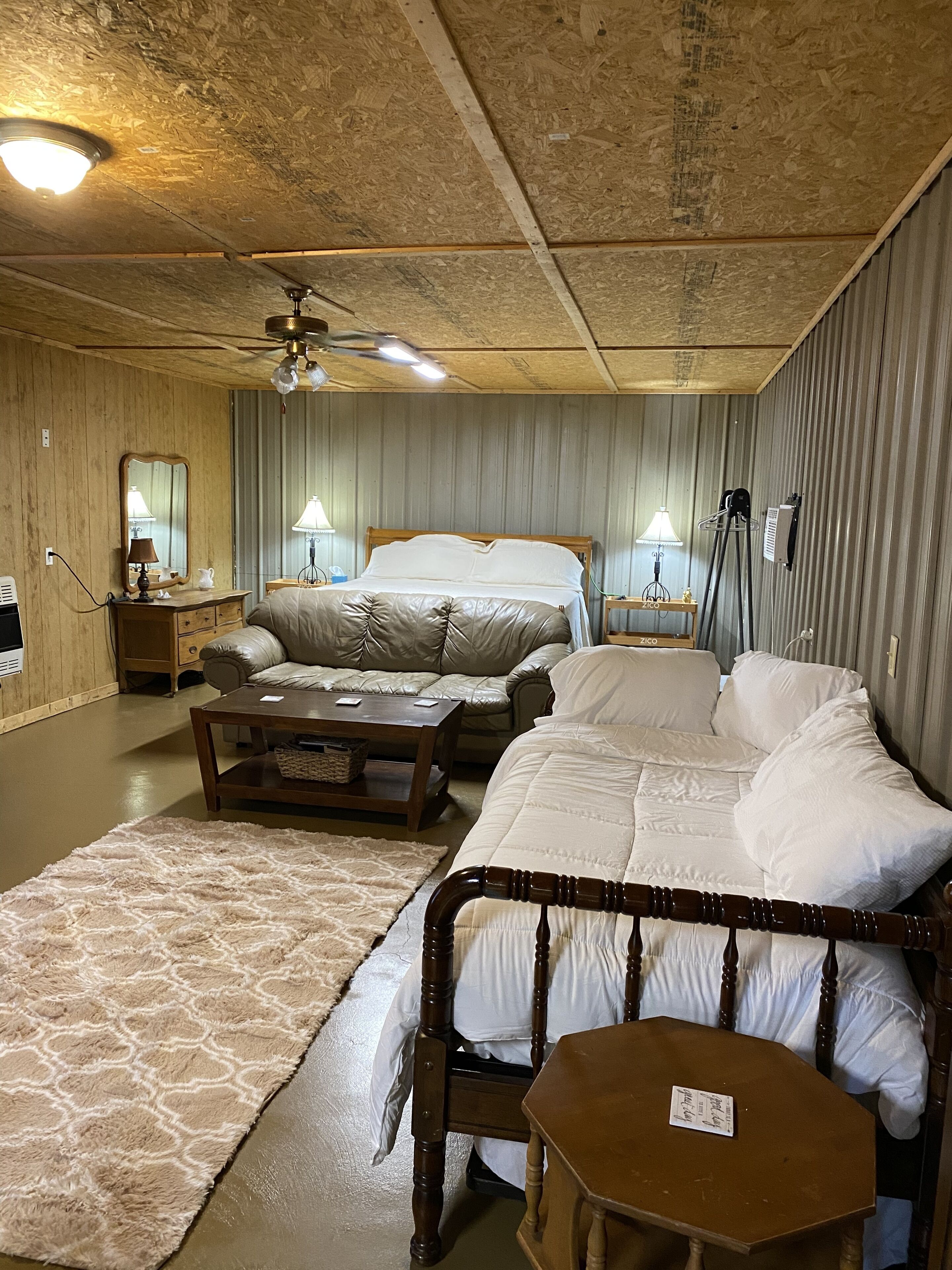 1 habitación, internet y ropa de cama 