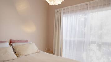 1 bedroom, desk, soundproofing, iron/ironing board