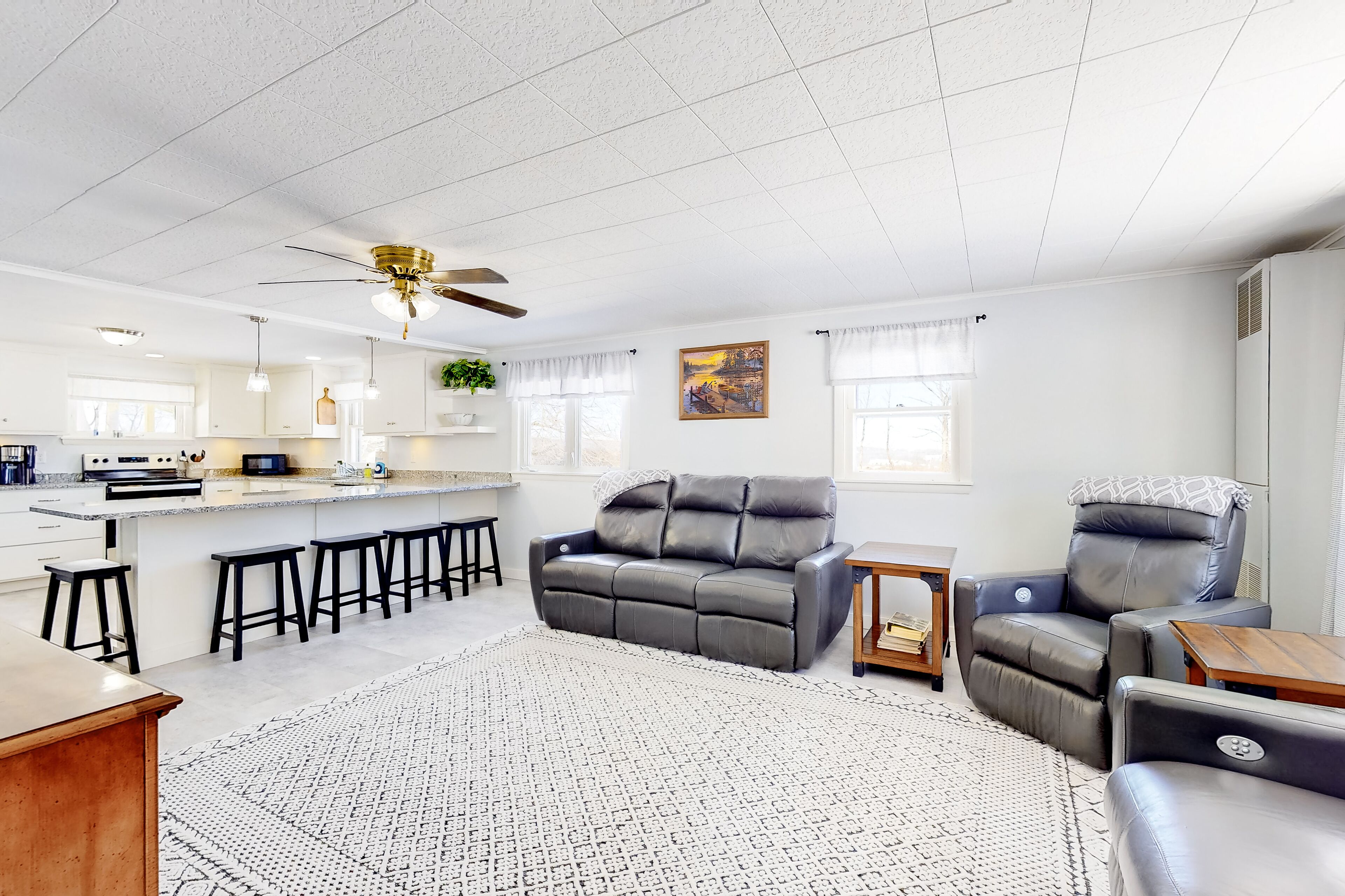 Inviting home with firepit, fast WiFi, skiing, full kitchen, & W/D