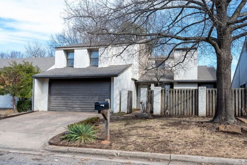 3 BR by Mabee Center ORU, Casino, Jenks, Victory Church
