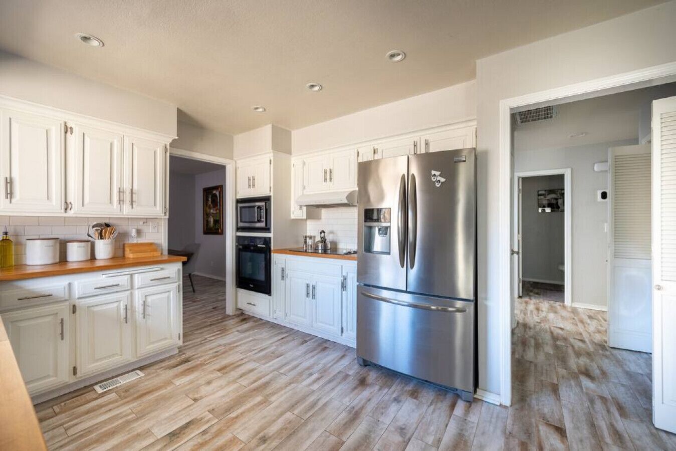 冰箱、微波炉、炉灶、洗碗机