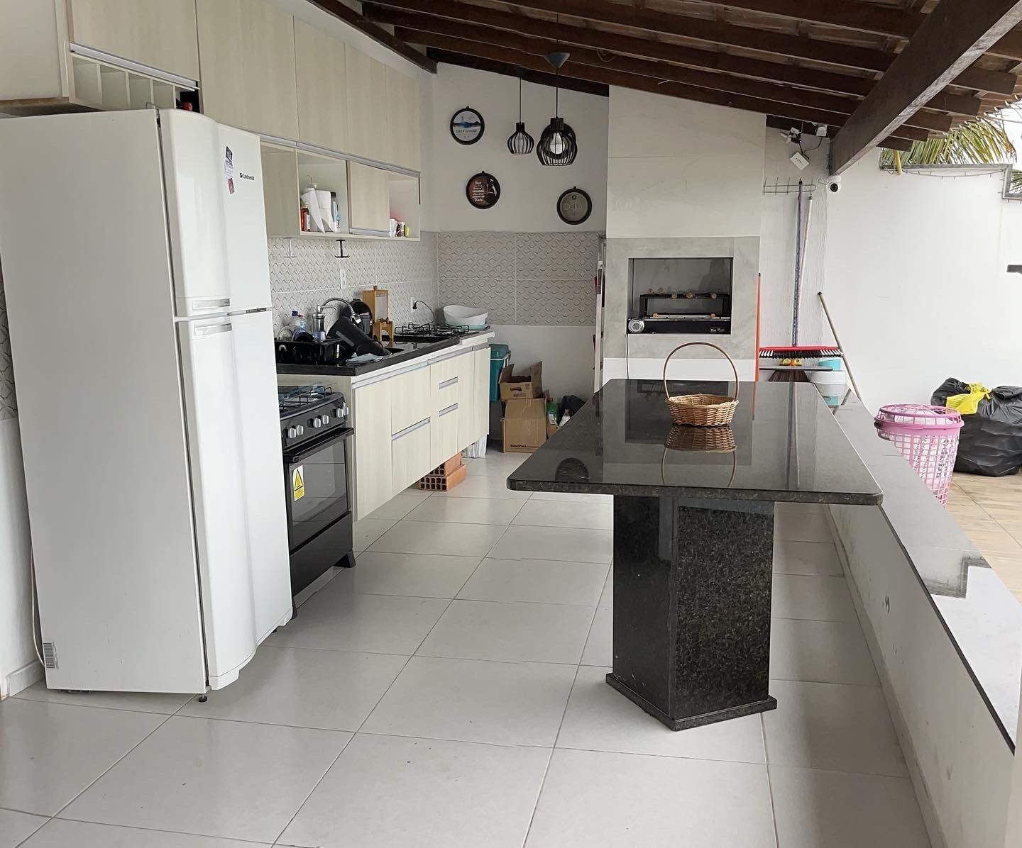 House in Praia Grande, 4 Bedrooms all with Suites and Air Conditioning