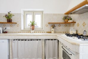Oven, stovetop, dishwasher, coffee/tea maker