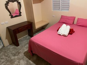 2 bedrooms, pillowtop beds, laptop workspace, iron/ironing board - Hotel el conde de villa rosa  (Higuey)