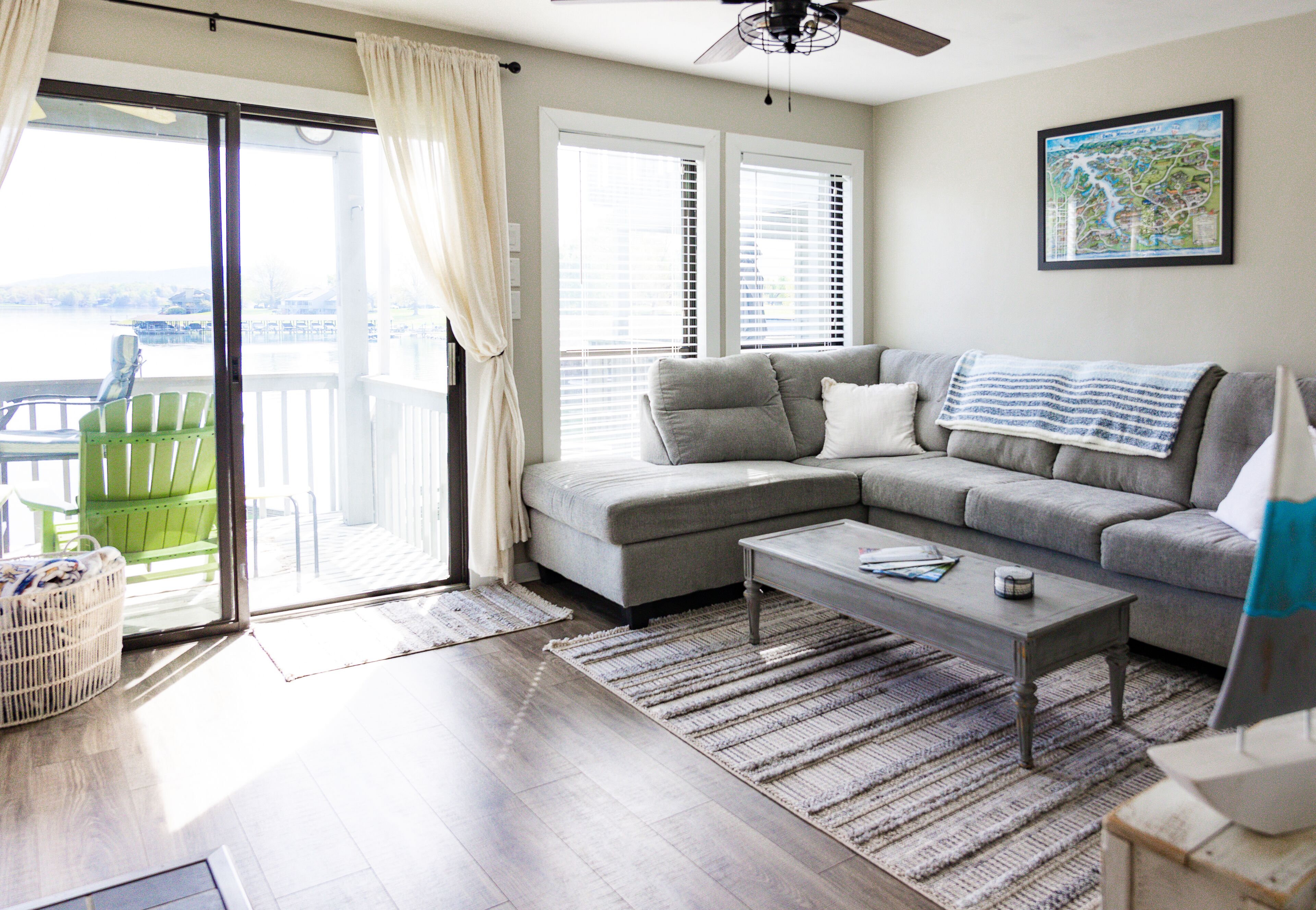 Southern Escape @ Bernards Landing w/ Kayaks