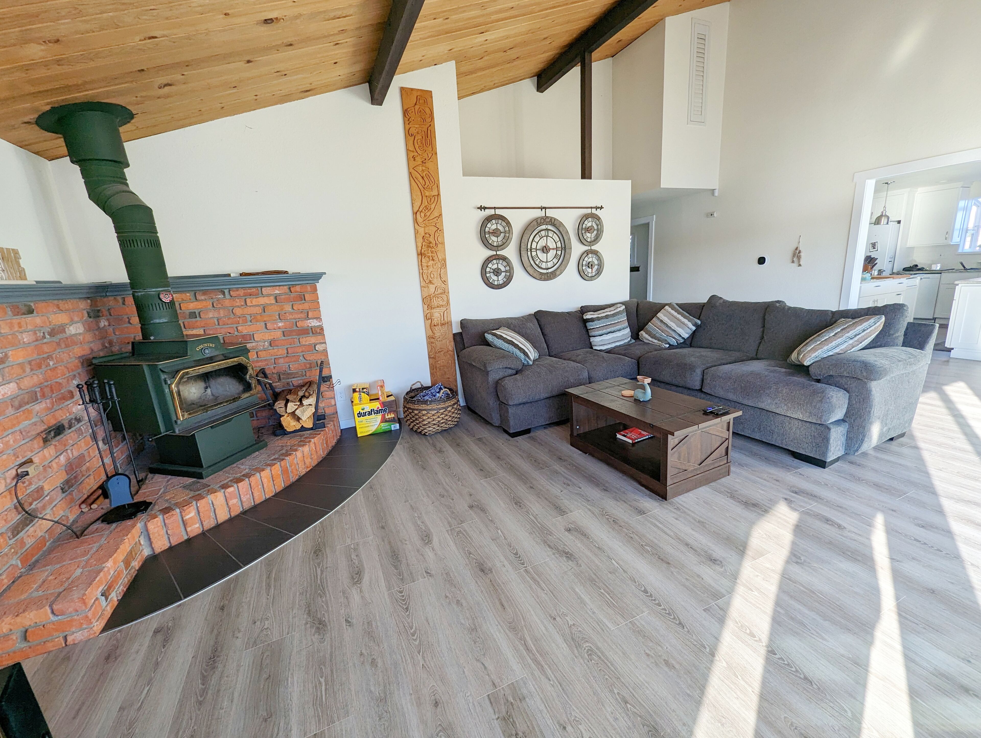 Smart TV, fireplace, video games, computer monitors