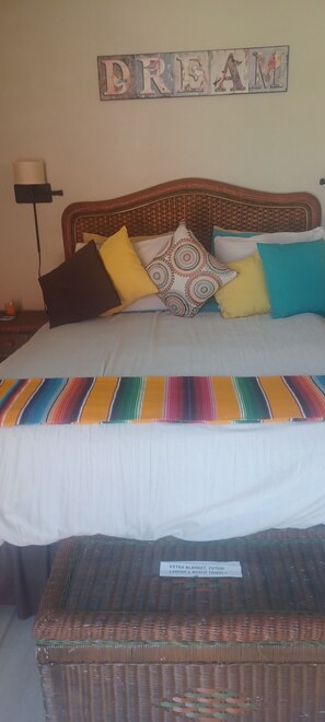 1 bedroom, iron/ironing board, free WiFi, bed sheets