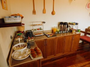 Free daily buffet breakfast  - HOTEL KUTTY WASI SUITES (Cusco)