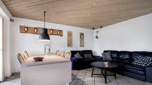 Interior - Home for the family in quiet surroundings (Hadsund)