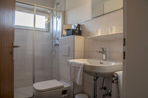 Unclassified image, 3 of 14, button