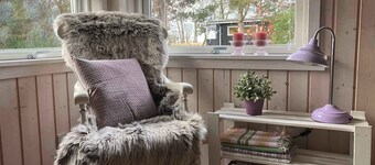 Beautiful summer house with shelter and fire pit