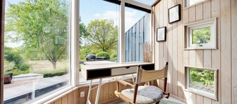 Summer house with terrace overlooking nature