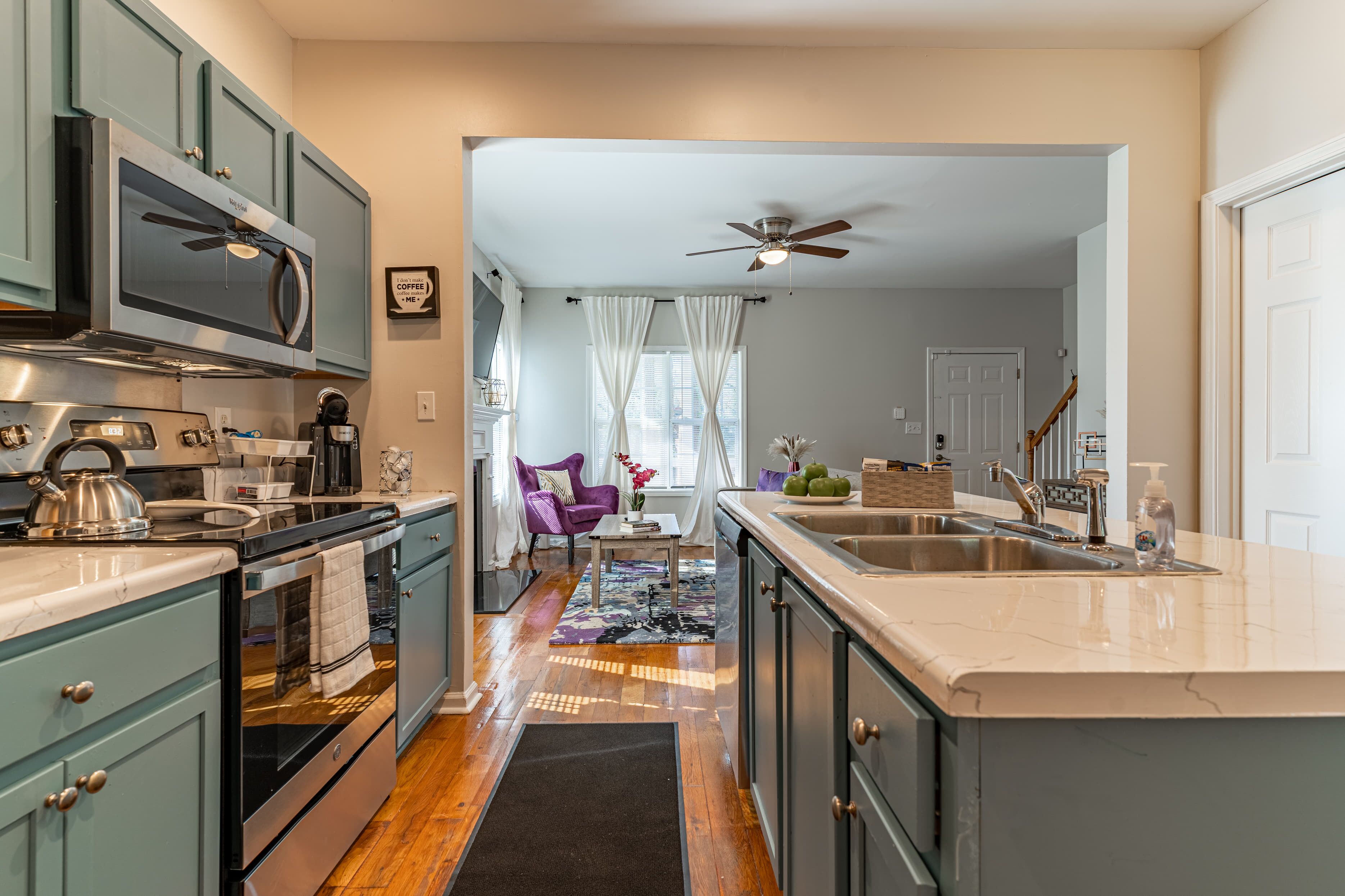 Experience Tranquility: Vacation Home in the Heart of Atlanta's Venetian Hills.