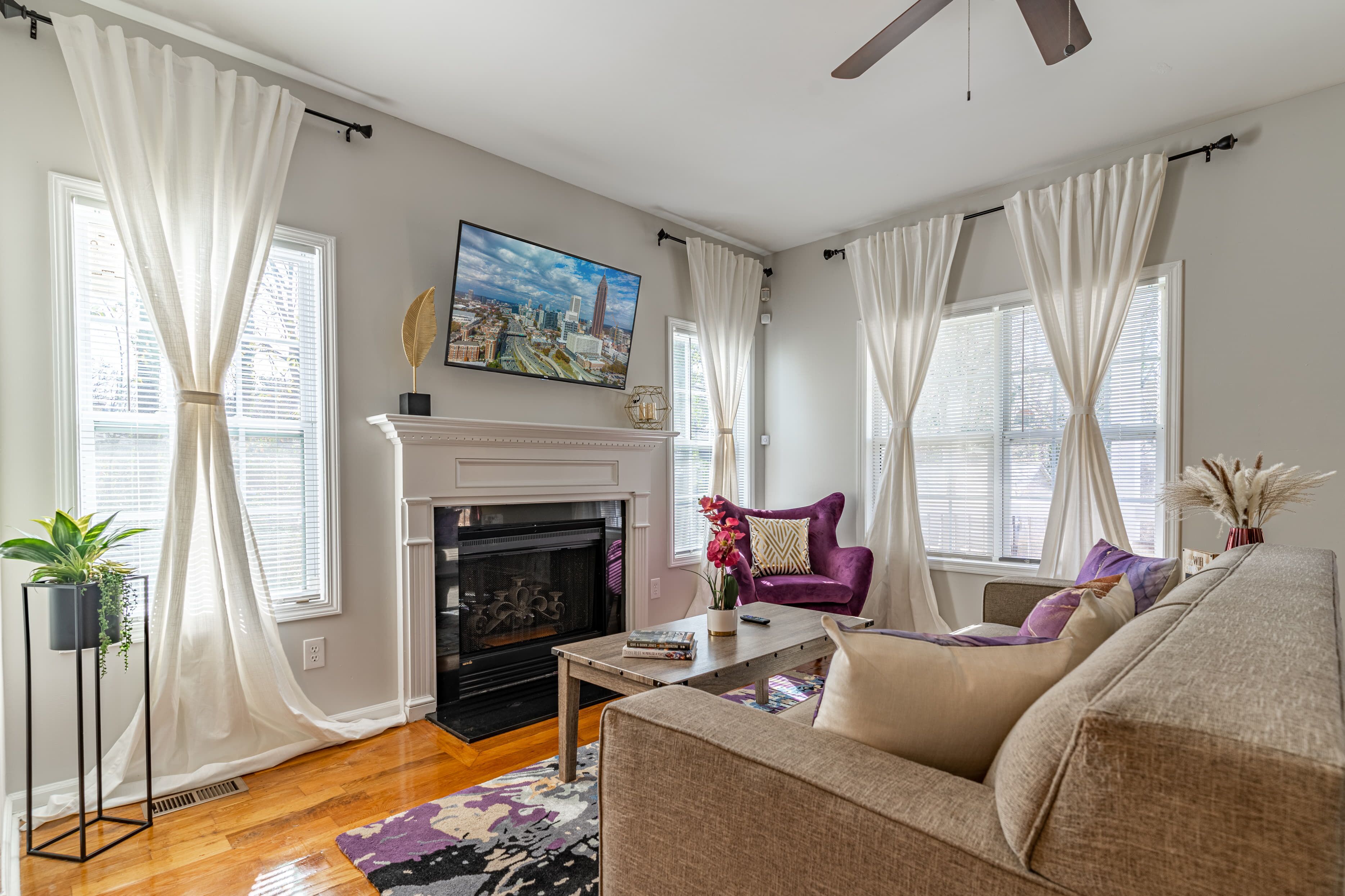 Experience Tranquility: Vacation Home in the Heart of Atlanta's Venetian Hills.