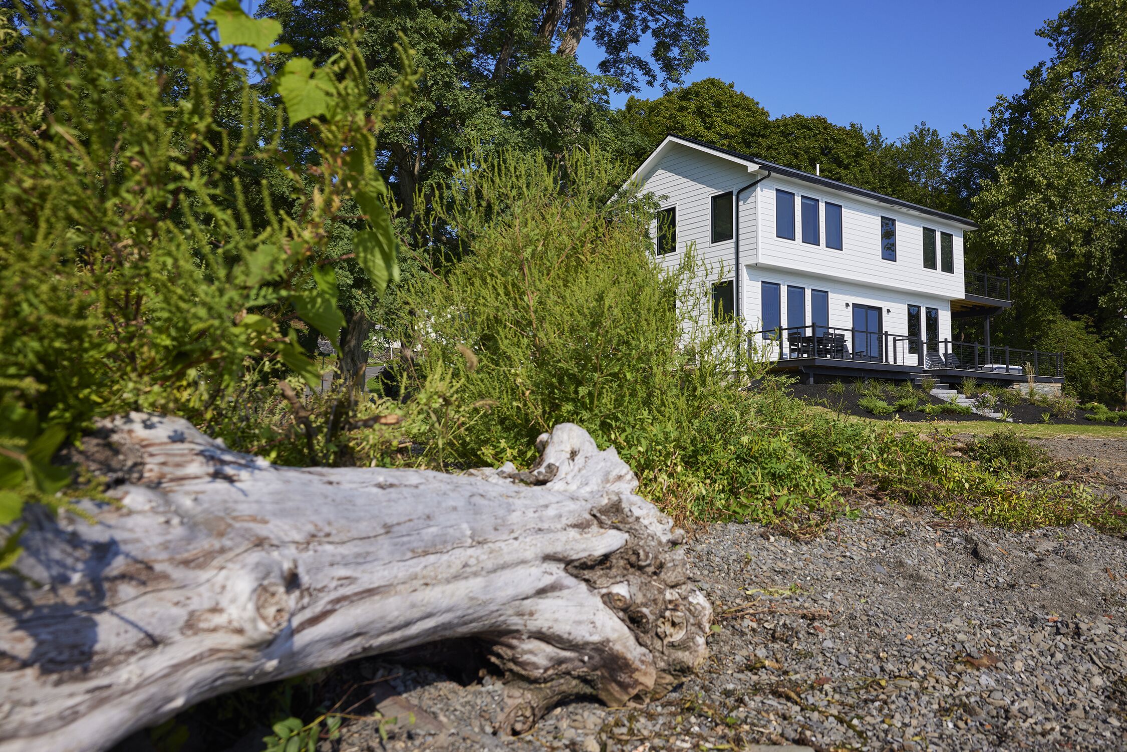 River House North / Waterfront