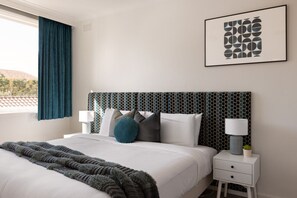 2 chambres, fer et planche à repasser, Wi-Fi, draps fournis