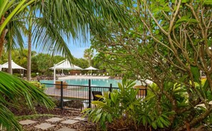 Property grounds - The Sand Resort Kingscliff - Dual Key Courtyard (6123/24 (Casuarina)