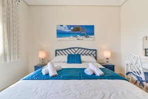 3 bedrooms, iron/ironing board, free WiFi, bed sheets - Villa MyPlaceToBe Moraira (Moraira)