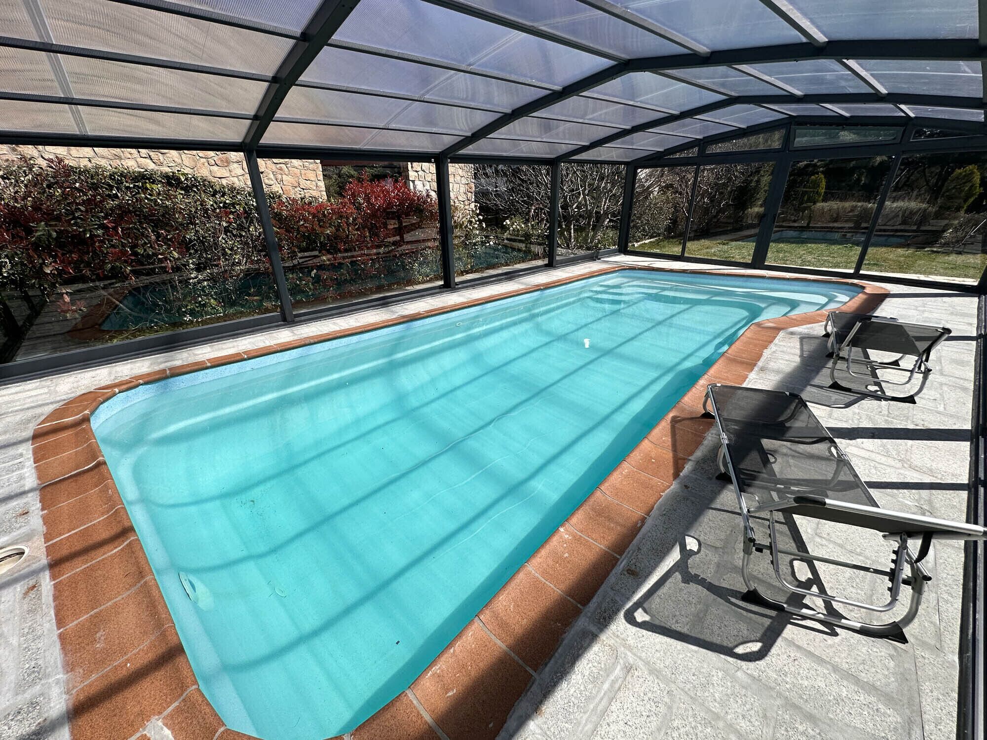 Piscine couverte, piscine chauffée