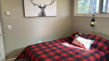 3 bedrooms, desk, iron/ironing board, WiFi