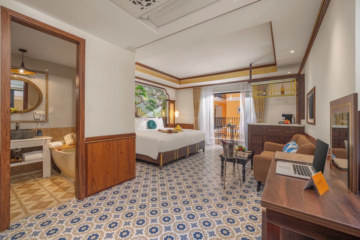 Phòng Suite trăng mật, bồn tắm | 2 phòng ngủ, bộ đồ giường cao cấp, minibar, két bảo mật tại phòng